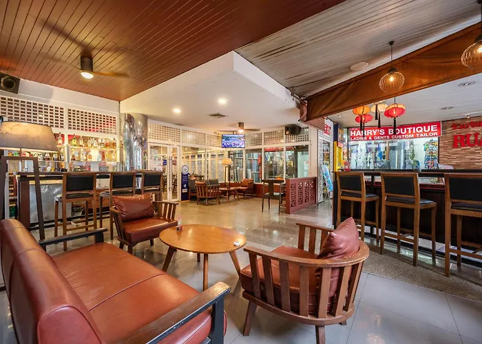 Ruamchitt Plaza Hotel